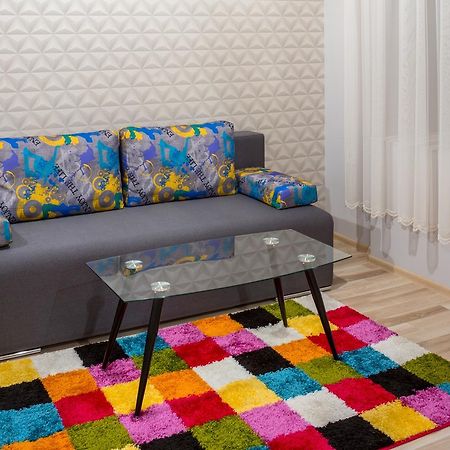 Apartment On Pekarska Street Зі Світлом! Leopoli Esterno foto