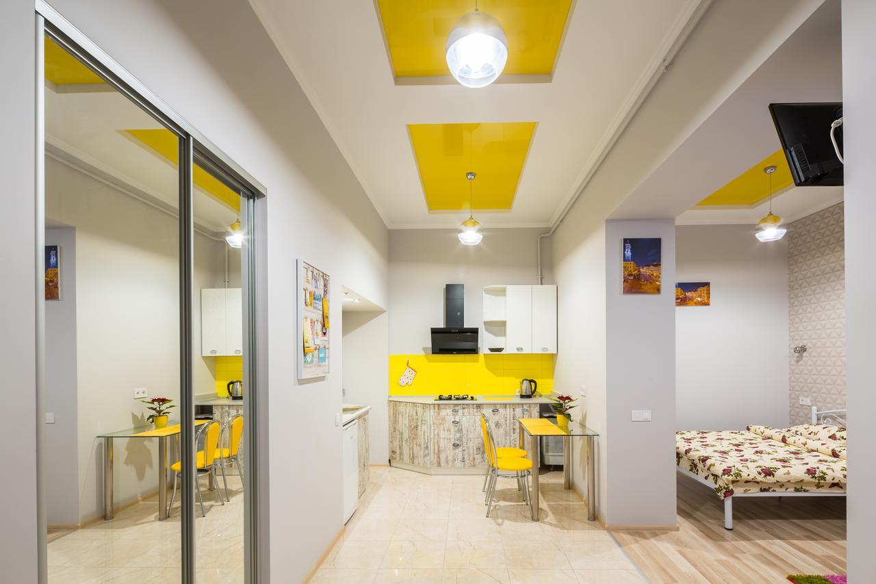 Apartment On Pekarska Street Зі Світлом! Leopoli Esterno foto